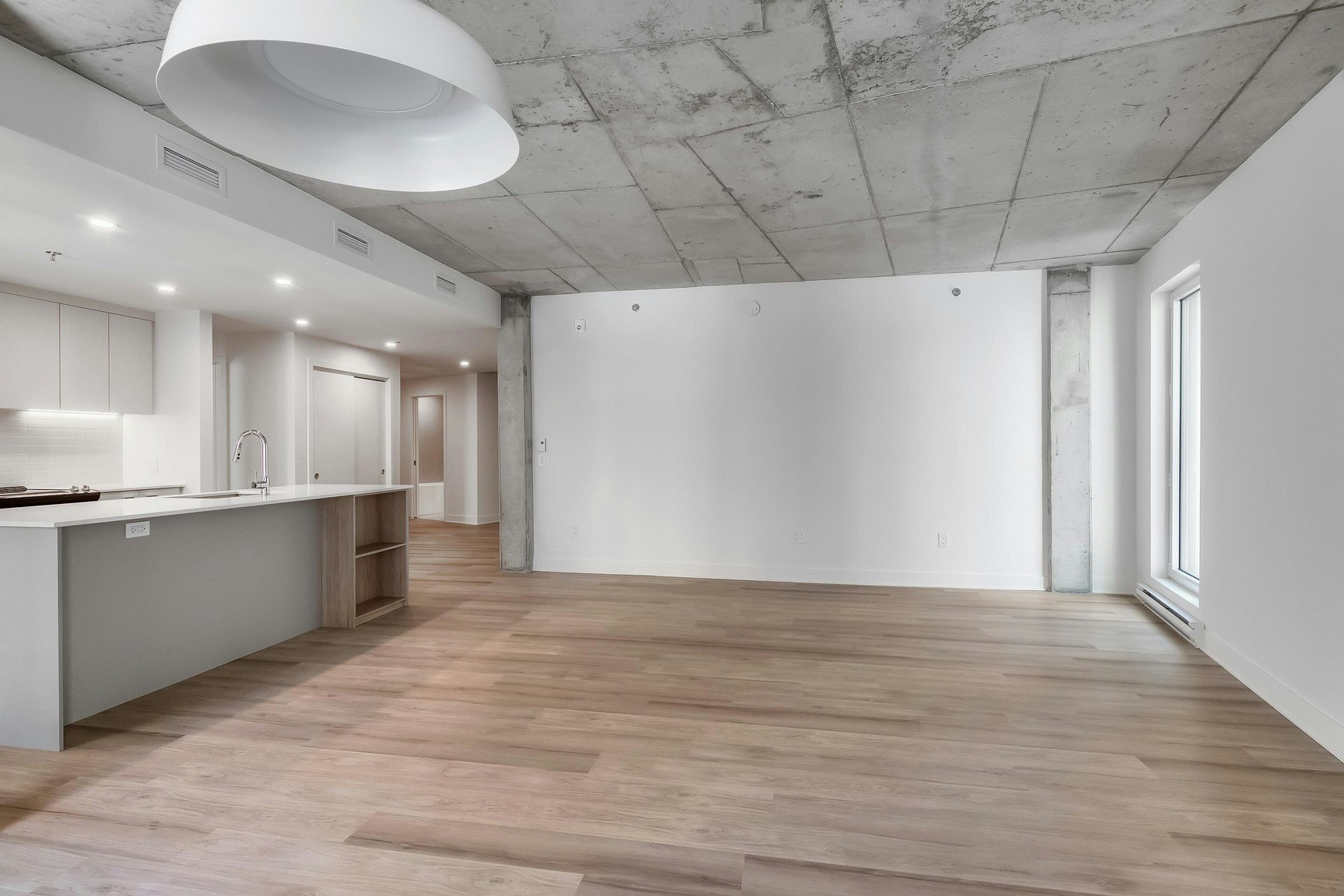 240 Notre Dame Rue Ouest, Montréal, QC, H2Y 1T3 - 4