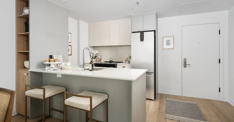 240 Notre Dame Rue Ouest, Montréal, QC, H2Y 1T3 - 10
