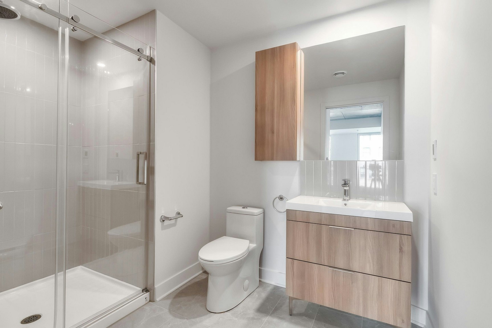 240 Notre Dame Rue Ouest, Montréal, QC, H2Y 1T3 - 18