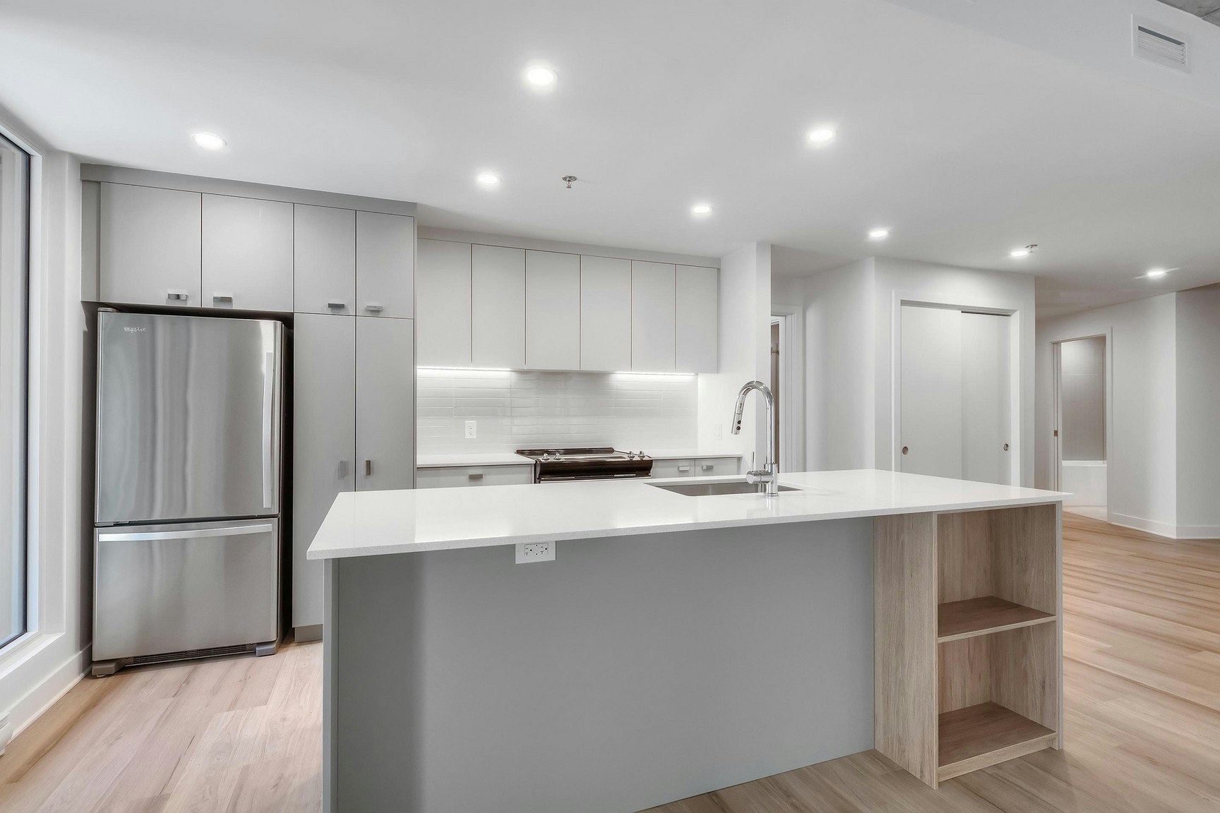 240 Notre Dame Rue Ouest, Montréal, QC, H2Y 1T3 - 6