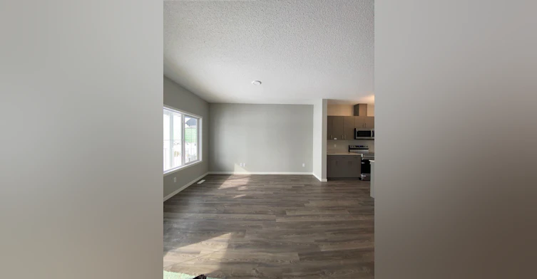 1225 16a Street Northwest, Edmonton, AB, T6T 2S4 - 9