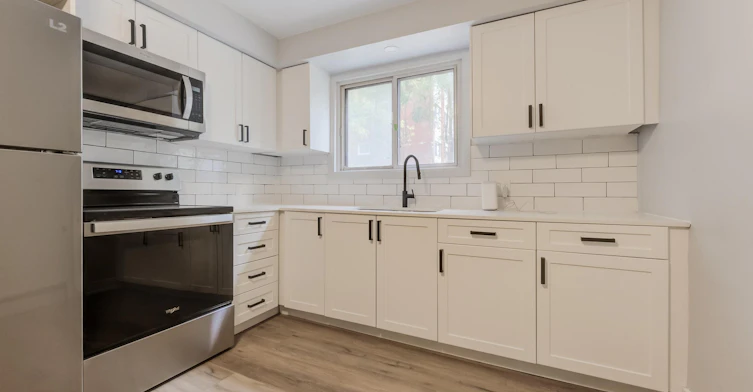 Unit 2-203 Mausser Avenue, Kitchener, ON, N2M 3K9