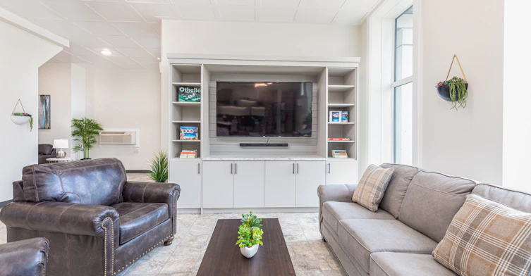 212-60 Sage Hill Road NW, Calgary, AB, T3P 2Y1 - 14
