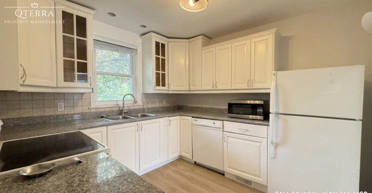 1-55 Verwood Avenue, Toronto, ON, M3H 2K8 - 4