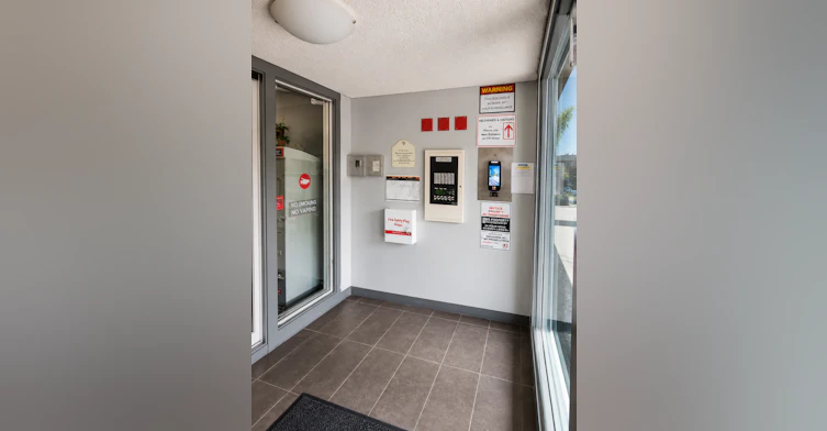 5370 Chappelle Road Southwest, Edmonton, AB, T6W 3L5 - 2