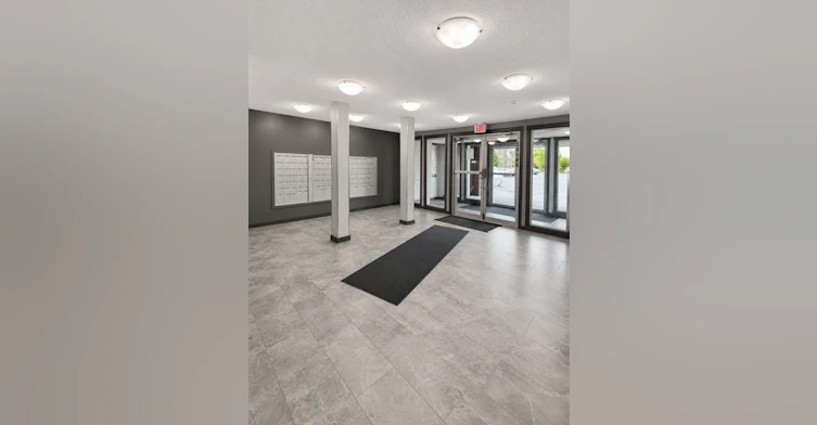 5370 Chappelle Road Southwest, Edmonton, AB, T6W 3L5 - 4