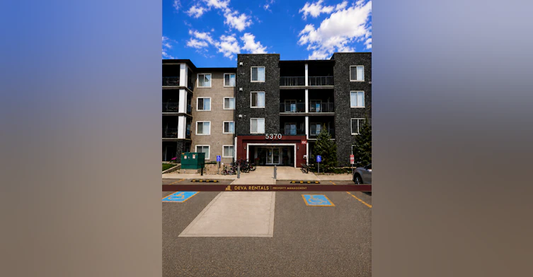 5370 Chappelle Road Southwest, Edmonton, AB, T6W 3L5