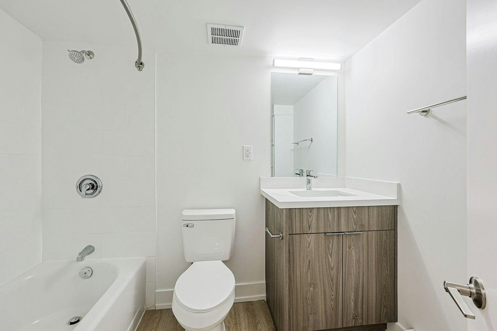 2A-100 Liberty Street North, Clarington, ON, L1C 2Y2 - 27