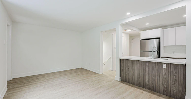 2A-100 Liberty Street North, Clarington, ON, L1C 2Y2 - 13