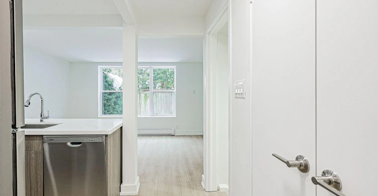 2A-100 Liberty Street North, Clarington, ON, L1C 2Y2 - 2