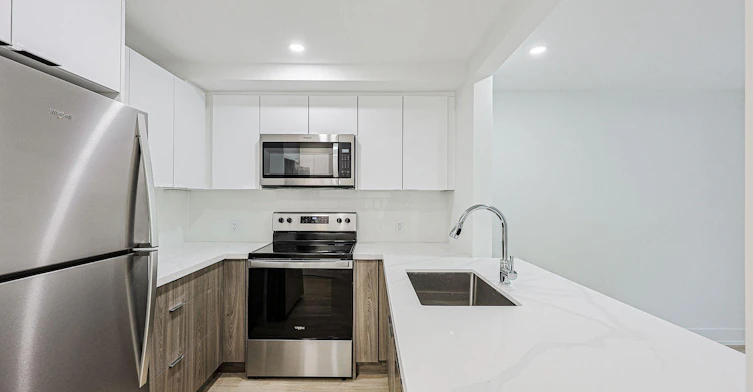 2A-100 Liberty Street North, Clarington, ON, L1C 2Y2 - 3