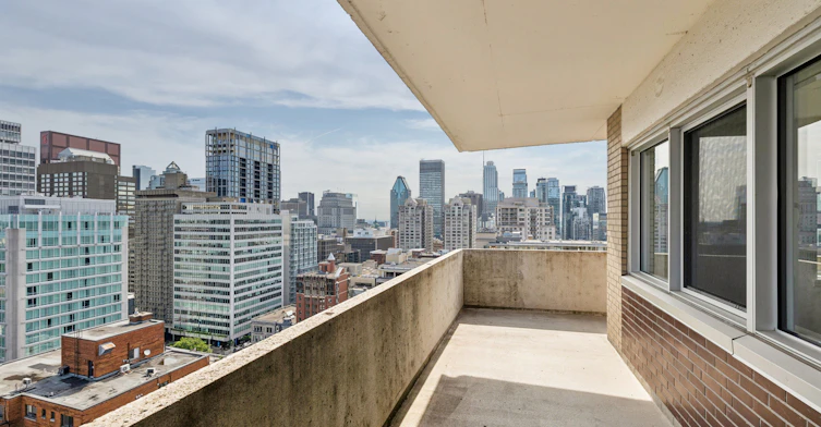 1924-3450 Drummond Rue, Montréal, QC, H3G 1Y2