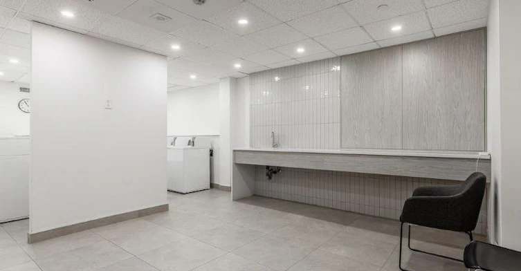 3450 Drummond Rue, Montréal, QC, H3G 1Y2 - 19