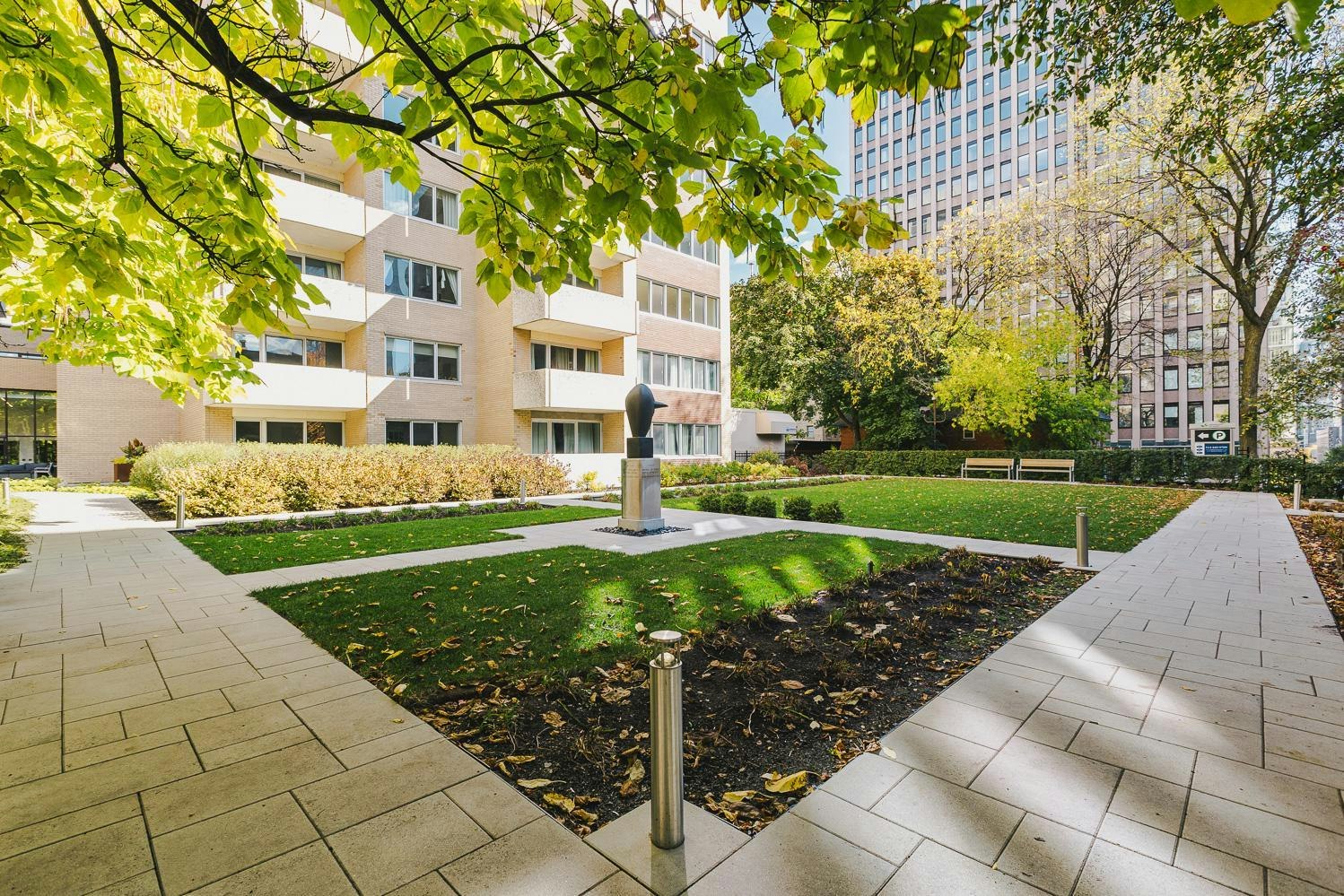 3450 Drummond Rue, Montréal, QC, H3G 1Y2 - 4