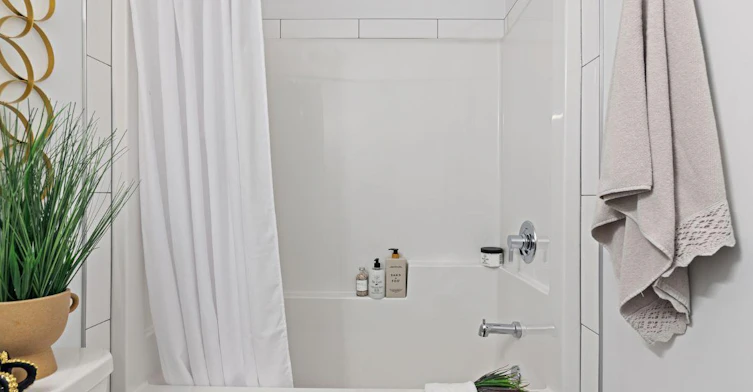 21818 91a Avenue Northwest, Edmonton, AB, T5T 7S3 - 5