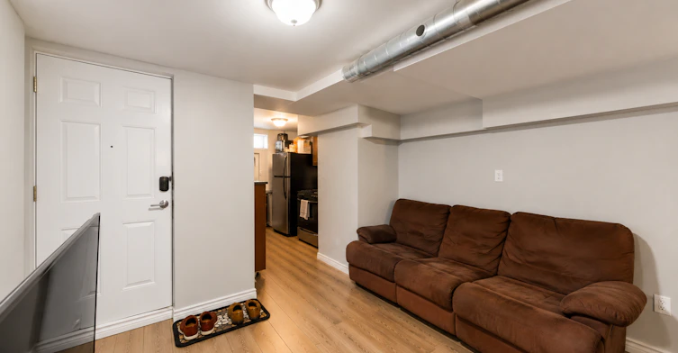 77-01-79 Blackburn Avenue, Ottawa, ON, K1N 8A4 - 6