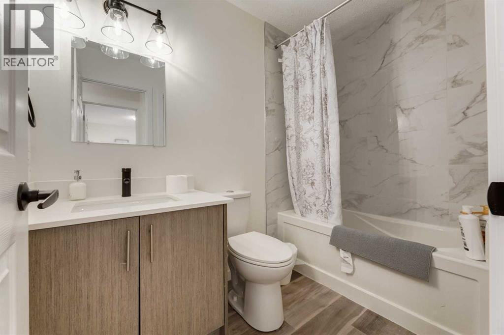 4627 73 Street Northwest, Calgary, AB, T3B 2N7 - 26