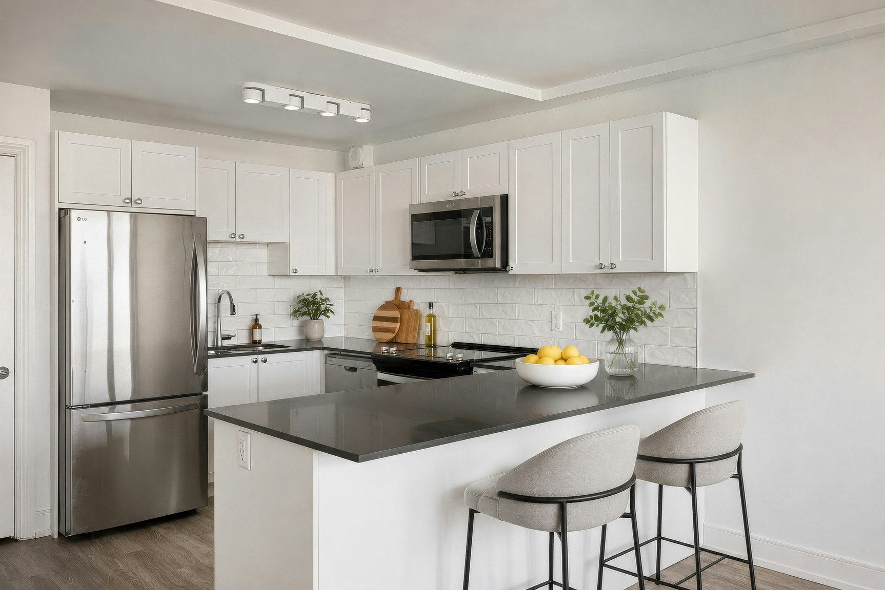 0714-1080 Kingston Road, Toronto, ON, M1N 1N5 - 2