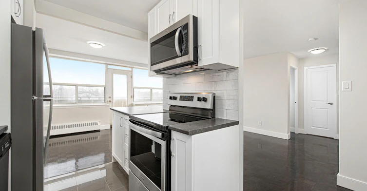 0118-70 Rexdale Boulevard, Toronto, ON, M9W 1N8 - 2