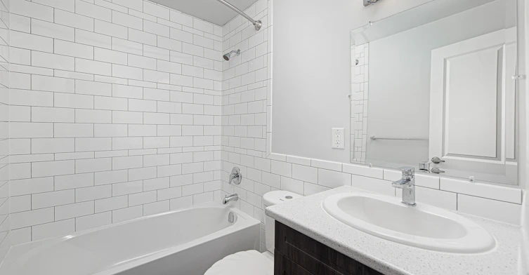 0118-70 Rexdale Boulevard, Toronto, ON, M9W 1N8 - 8