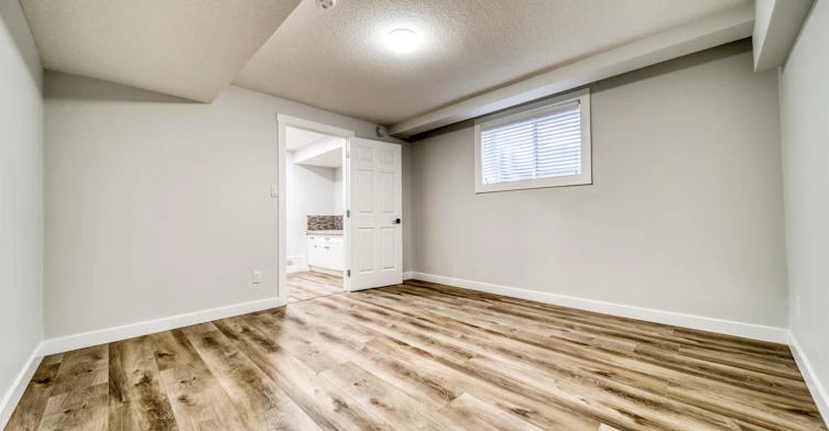 Lower-5808 Dalridge Hill Northwest, Calgary, AB, T3A 1L9 - 12