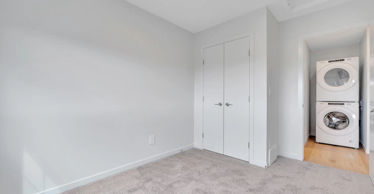 G-8132 227 Street Northwest, Edmonton, AB, T5T 4N5 - 13