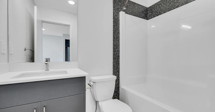 G-8132 227 Street Northwest, Edmonton, AB, T5T 4N5 - 16