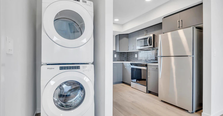 G-8132 227 Street Northwest, Edmonton, AB, T5T 4N5 - 17