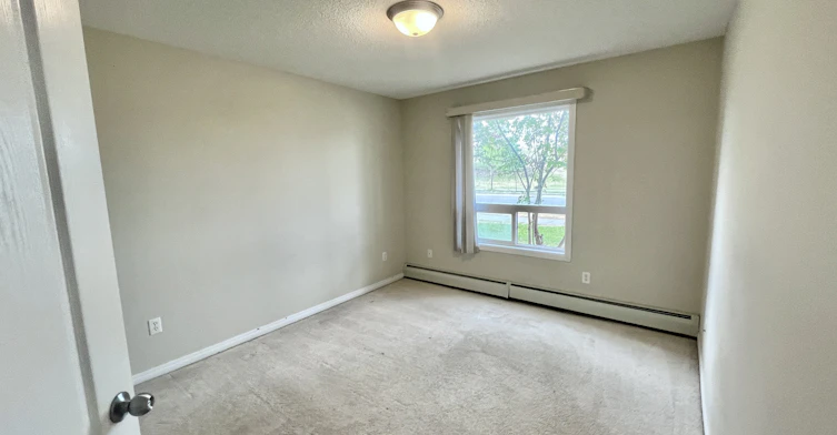 7120-7327 Terwillegar Drive South Northwest, Edmonton, AB, T6R 0L8 - 9