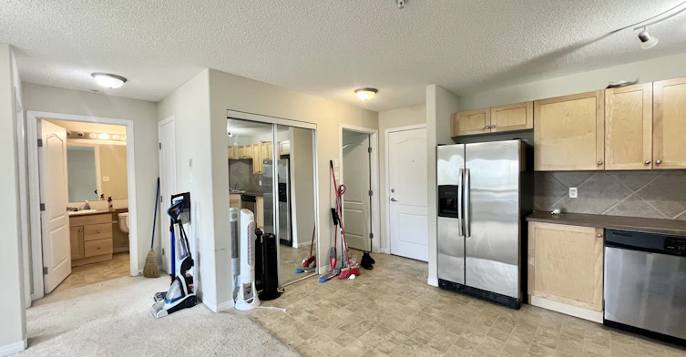 7120-7327 Terwillegar Drive South Northwest, Edmonton, AB, T6R 0L8 - 2