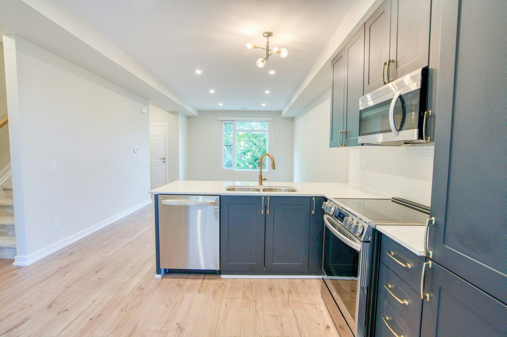5938 Hazeldean Road, Ottawa, ON, K2S 1B9 - 22