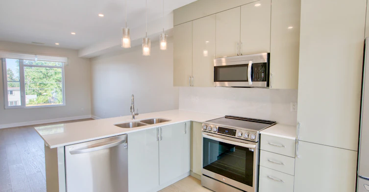 5938 Hazeldean Road, Ottawa, ON, K2S 1B9 - 3