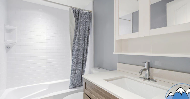 270 West 3rd Street, North Vancouver, BC, V7P 0A1 - 15
