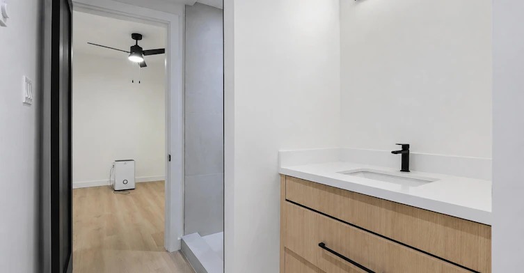 Gdn-159 Locksley Avenue, Toronto, ON, M6B 3N6 - 13