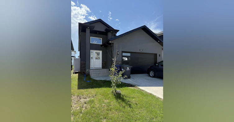 208 Barrett Street, Saskatoon, SK, S7W 0Z7 - 3