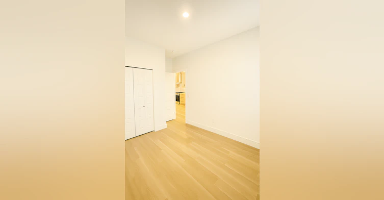 3371 Erlanger Bend Northwest, Edmonton, AB, T6M 3A6 - 4