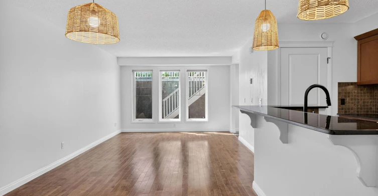 46-46 Mike Ralph Way Southwest, Calgary, AB, T3E 7P2 - 8