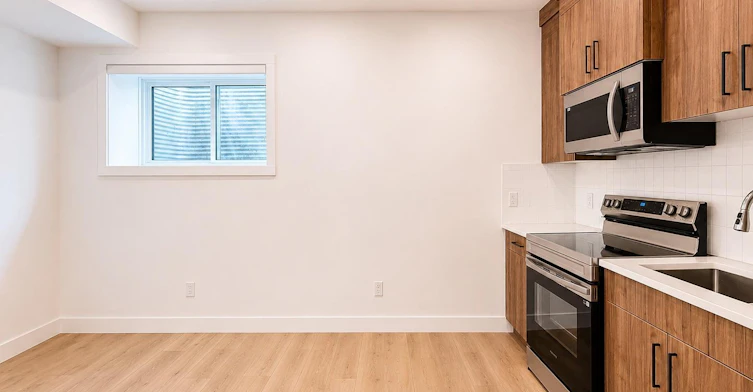 1-515 17 Avenue Northwest, Calgary, AB, T2M 0N4 - 5
