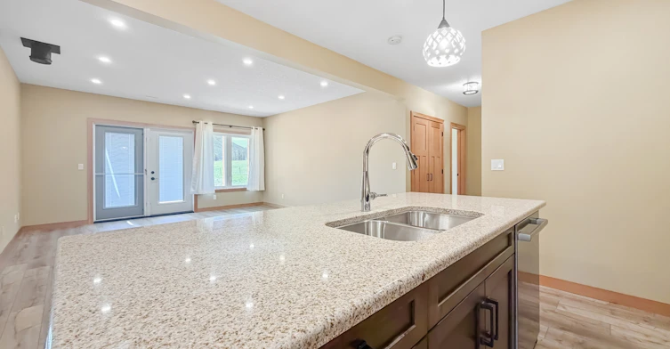 Lower-2925 214 Street, Crowsnest Pass, AB, T0K 0E0 - 6