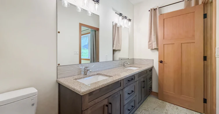 Lower-2925 214 Street, Crowsnest Pass, AB, T0K 0E0 - 23