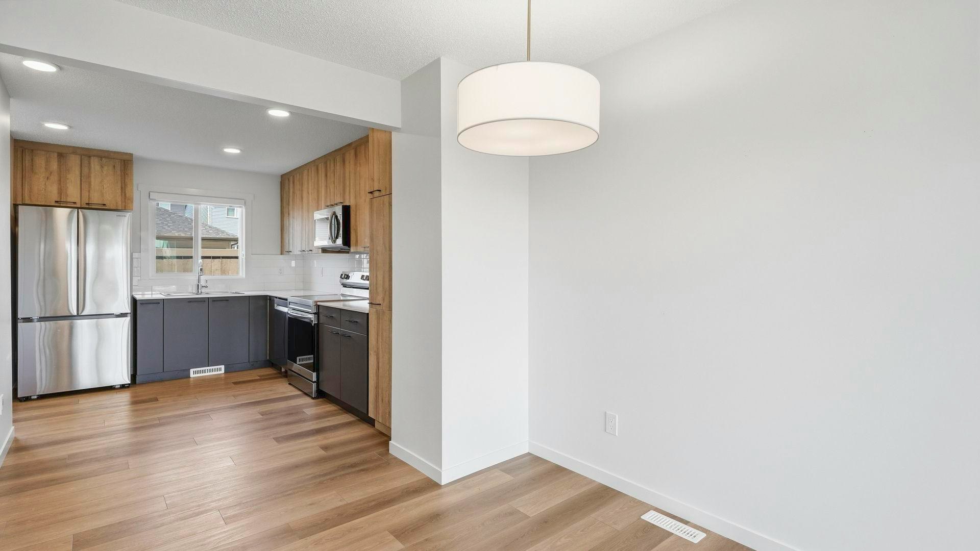 2812-2812 192 Street Northwest, Edmonton, AB, T6M 3B5 - 5