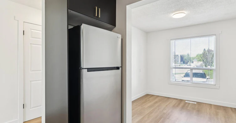 16435 115 Street Northwest, Edmonton, AB, T5X 5E8 - 6