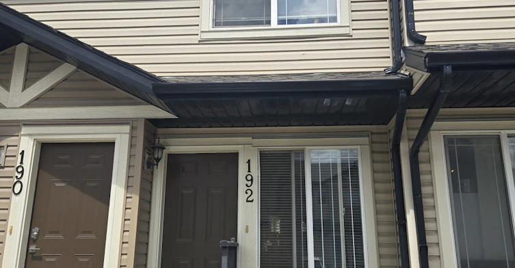 192-192 Saddlebrook Point Northeast, Calgary, AB, T3J 0G5