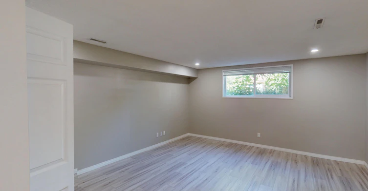 39 Street SW, Calgary, AB, T3E 3J1 - 3
