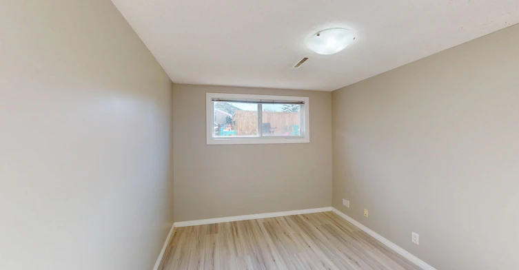 39 Street SW, Calgary, AB, T3E 3J1 - 7
