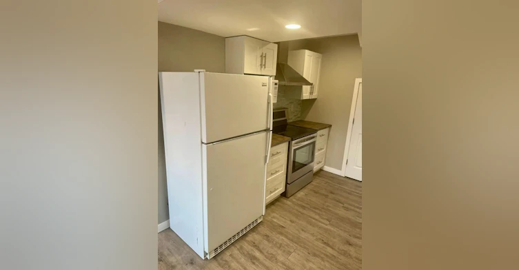 5119 55 Avenue, Leduc, AB, T9E 5N7 - 3