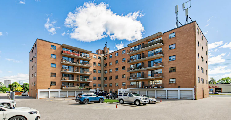 306-4918 Bathurst Street, Toronto, ON, M2R 1X7 - 11