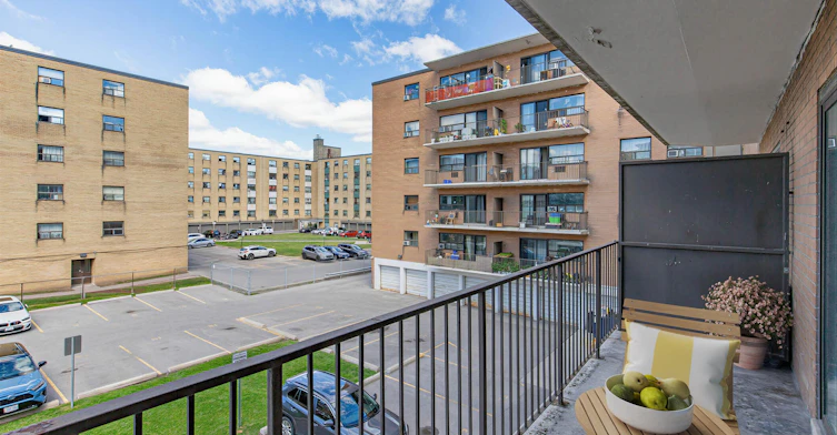 403-4918 Bathurst Street, Toronto, ON, M2R 1X7 - 10