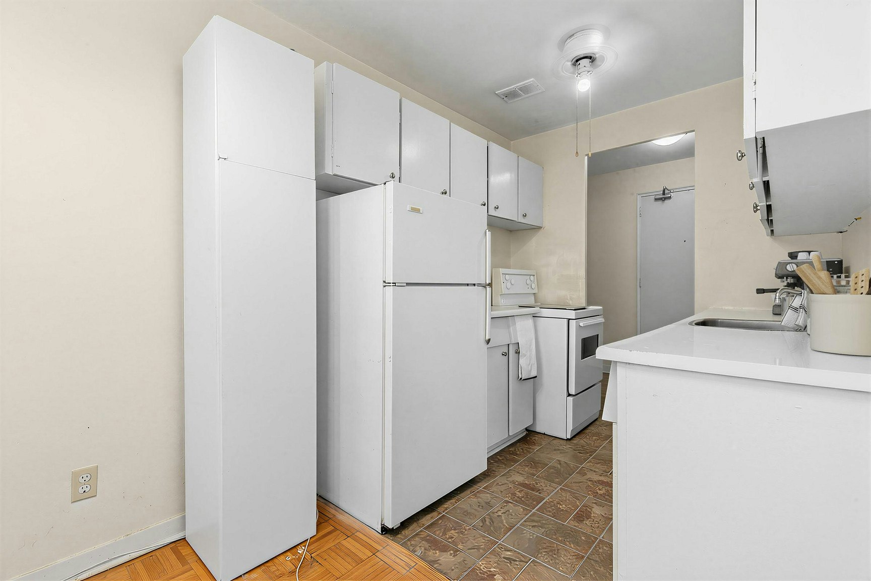 402-2329 Kipling Avenue, Toronto, ON, M9W 4L7 - 7