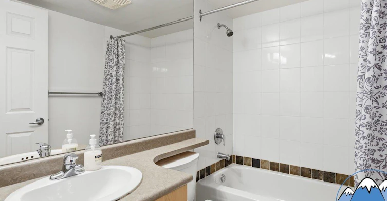 1420 West Georgia Street, Vancouver, BC, V6G 3K4 - 18